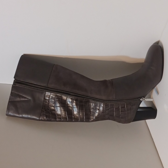 NEW IN BOX! Women's Grey Knee-High Boots Size 8M L@@K WOW! - Picture 12 of 16